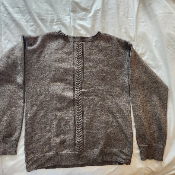 Women's sweater with cable knit detail - Picture 1 of 3